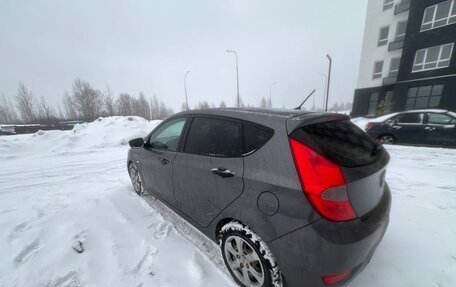 Hyundai Solaris II рестайлинг, 2014 год, 820 000 рублей, 5 фотография
