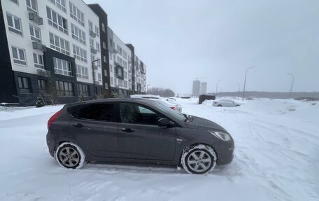 Hyundai Solaris II рестайлинг, 2014 год, 820 000 рублей, 4 фотография