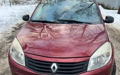 Renault Sandero I, 2012 год, 750 000 рублей, 1 фотография
