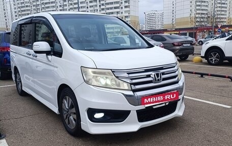 Honda Stepwgn IV, 2012 год, 1 650 000 рублей, 2 фотография