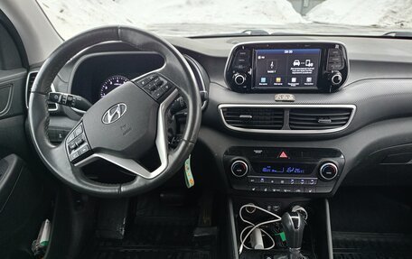 Hyundai Tucson III, 2019 год, 2 150 000 рублей, 21 фотография