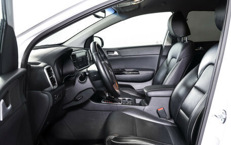 KIA Sportage IV рестайлинг, 2021 год, 2 490 000 рублей, 16 фотография