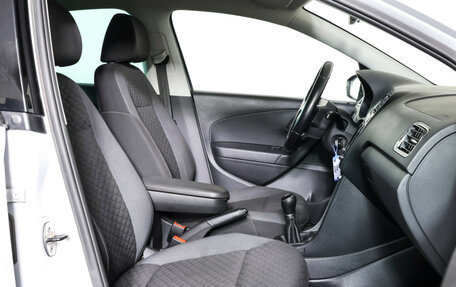 Volkswagen Polo VI (EU Market), 2018 год, 939 000 рублей, 11 фотография