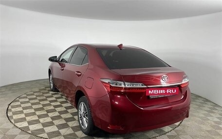 Toyota Corolla, 2018 год, 1 620 000 рублей, 7 фотография