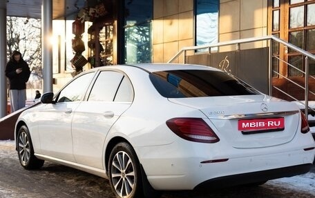 Mercedes-Benz E-Класс, 2017 год, 2 900 000 рублей, 1 фотография