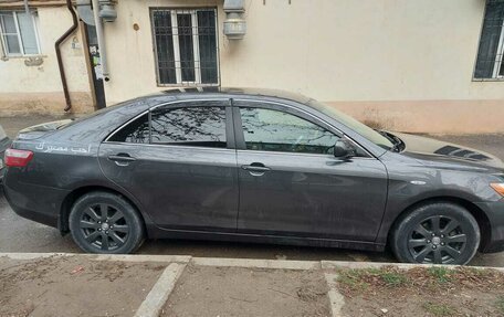 Toyota Camry, 2006 год, 1 150 000 рублей, 4 фотография