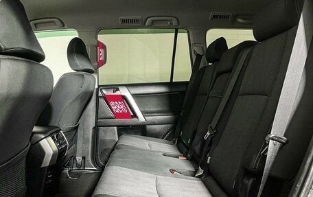 Toyota Land Cruiser Prado 150 рестайлинг 2, 2019 год, 4 797 000 рублей, 10 фотография