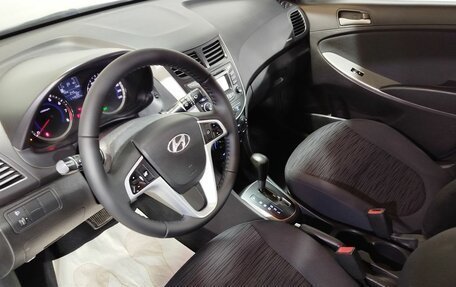 Hyundai Solaris II рестайлинг, 2015 год, 883 000 рублей, 20 фотография