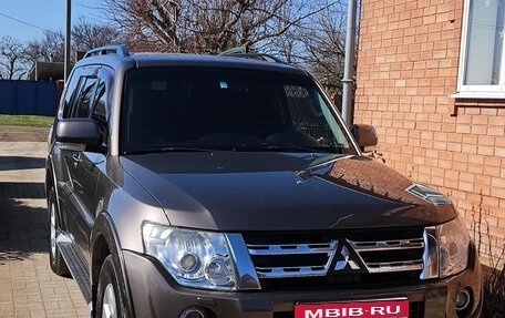 Mitsubishi Pajero IV, 2011 год, 2 700 000 рублей, 1 фотография