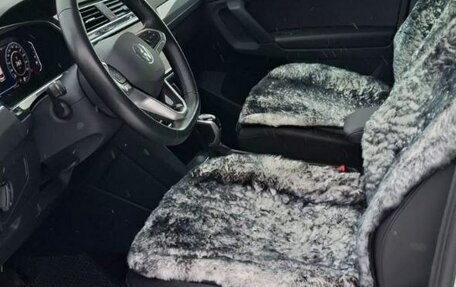 Volkswagen Tiguan II, 2021 год, 3 455 000 рублей, 3 фотография