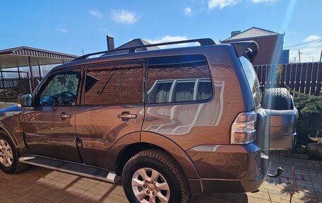 Mitsubishi Pajero IV, 2011 год, 2 700 000 рублей, 6 фотография