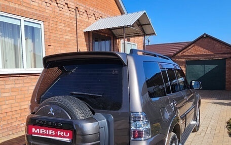 Mitsubishi Pajero IV, 2011 год, 2 700 000 рублей, 9 фотография