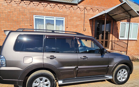 Mitsubishi Pajero IV, 2011 год, 2 700 000 рублей, 10 фотография