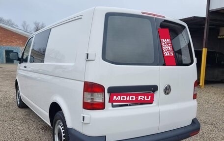 Volkswagen Transporter T5 рестайлинг, 2013 год, 1 400 000 рублей, 11 фотография