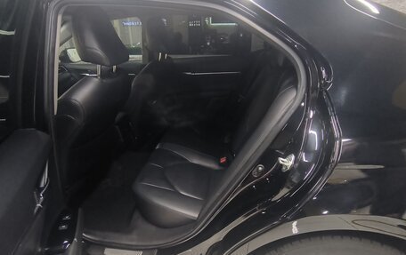 Toyota Camry, 2019 год, 2 780 000 рублей, 10 фотография