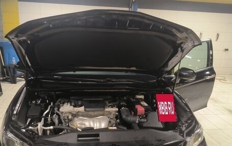 Toyota Camry, 2019 год, 2 780 000 рублей, 4 фотография