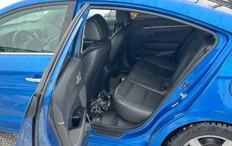 Hyundai Elantra VI рестайлинг, 2016 год, 1 650 000 рублей, 10 фотография