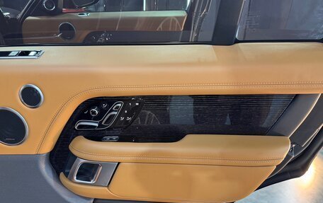 Land Rover Range Rover IV рестайлинг, 2021 год, 11 100 000 рублей, 12 фотография