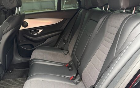 Mercedes-Benz E-Класс, 2019 год, 3 200 000 рублей, 16 фотография