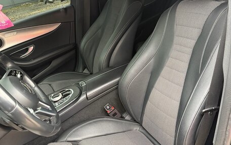 Mercedes-Benz E-Класс, 2019 год, 3 200 000 рублей, 17 фотография