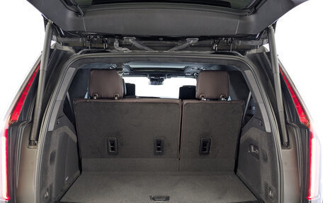 Cadillac Escalade V, 2023 год, 17 700 000 рублей, 8 фотография