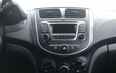 Hyundai Solaris II рестайлинг, 2014 год, 980 000 рублей, 14 фотография