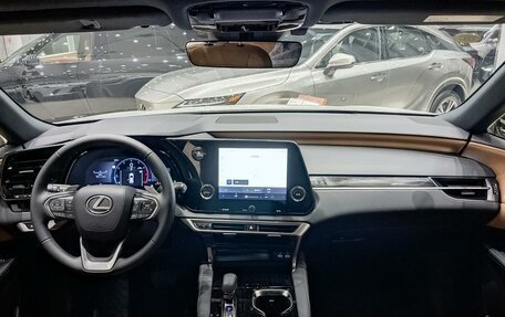 Lexus RX IV рестайлинг, 2025 год, 8 800 000 рублей, 12 фотография