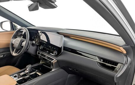 Lexus RX IV рестайлинг, 2025 год, 8 800 000 рублей, 9 фотография