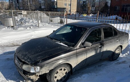 Nissan Sunny B15, 2000 год, 200 000 рублей, 2 фотография