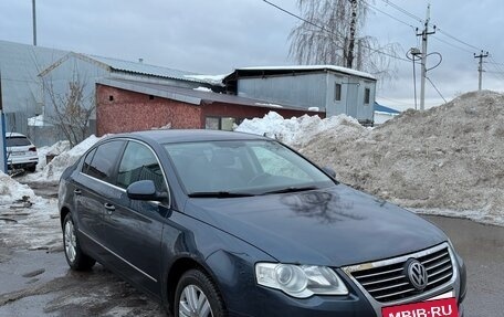 Volkswagen Passat B6, 2008 год, 650 000 рублей, 2 фотография