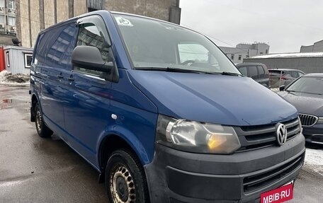 Volkswagen Transporter T5 рестайлинг, 2013 год, 1 800 000 рублей, 3 фотография