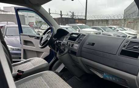 Volkswagen Transporter T5 рестайлинг, 2013 год, 1 800 000 рублей, 10 фотография