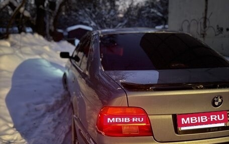 BMW 5 серия, 2001 год, 600 000 рублей, 2 фотография