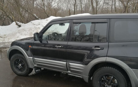 Mitsubishi Pajero III рестайлинг, 2000 год, 1 000 000 рублей, 3 фотография