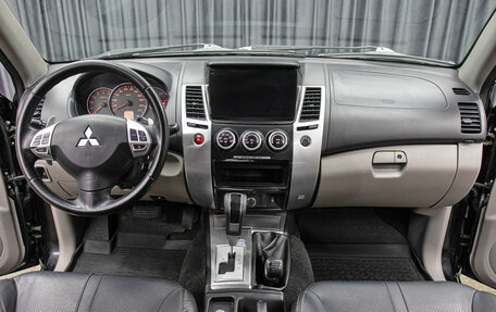 Mitsubishi Pajero Sport II рестайлинг, 2014 год, 1 849 000 рублей, 14 фотография
