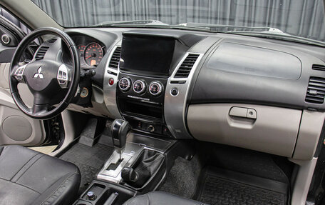 Mitsubishi Pajero Sport II рестайлинг, 2014 год, 1 849 000 рублей, 11 фотография