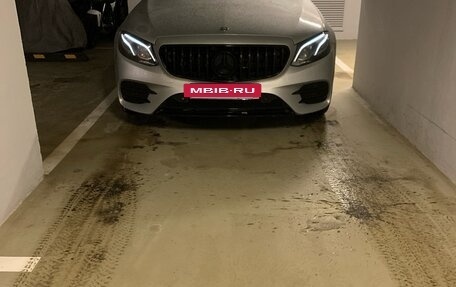 Mercedes-Benz E-Класс, 2017 год, 3 199 999 рублей, 10 фотография