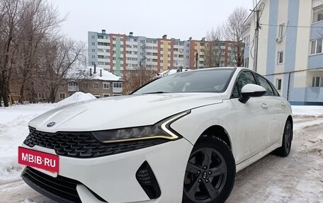KIA K5, 2021 год, 1 390 000 рублей, 2 фотография