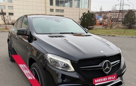 Mercedes-Benz GLE AMG, 2016 год, 4 300 000 рублей, 2 фотография