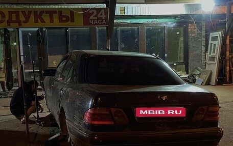 Mercedes-Benz E-Класс, 1999 год, 250 000 рублей, 16 фотография