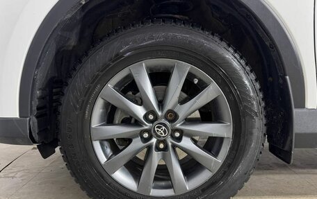 Toyota RAV4, 2018 год, 2 240 000 рублей, 13 фотография