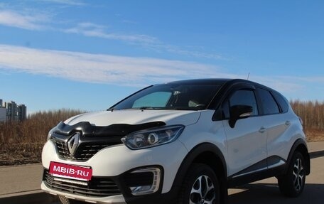 Renault Kaptur I рестайлинг, 2017 год, 1 100 000 рублей, 1 фотография