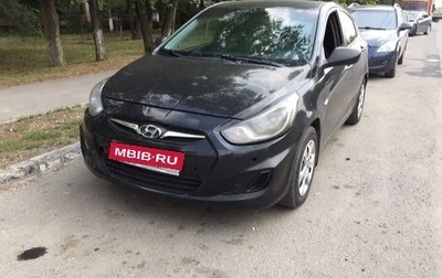 Hyundai Solaris II рестайлинг, 2013 год, 530 000 рублей, 1 фотография