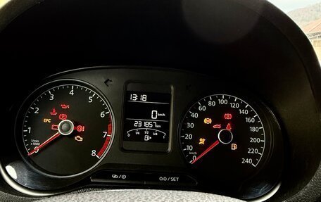 Volkswagen Polo VI (EU Market), 2015 год, 810 000 рублей, 9 фотография