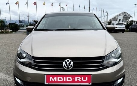 Volkswagen Polo VI (EU Market), 2015 год, 810 000 рублей, 2 фотография