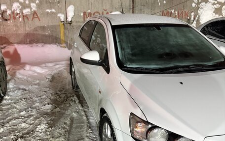 Chevrolet Aveo III, 2013 год, 720 000 рублей, 3 фотография