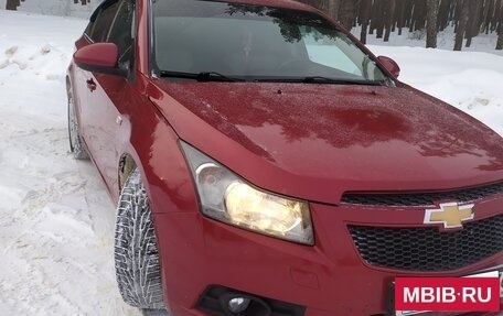 Chevrolet Cruze II, 2011 год, 689 000 рублей, 8 фотография