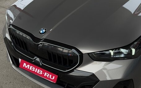 BMW 5 серия, 2023 год, 7 400 000 рублей, 2 фотография