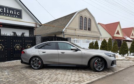 BMW 5 серия, 2023 год, 7 400 000 рублей, 20 фотография