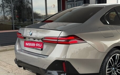 BMW 5 серия, 2023 год, 7 400 000 рублей, 6 фотография